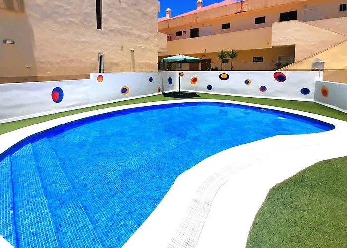 Mareverde 1 & Ocean View 펜션 아데제